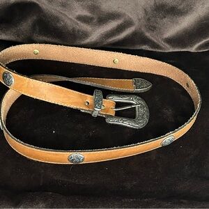 Century Canada Leather Belt 44” long 7/8” wide.Great Condition. Beautiful Belt
